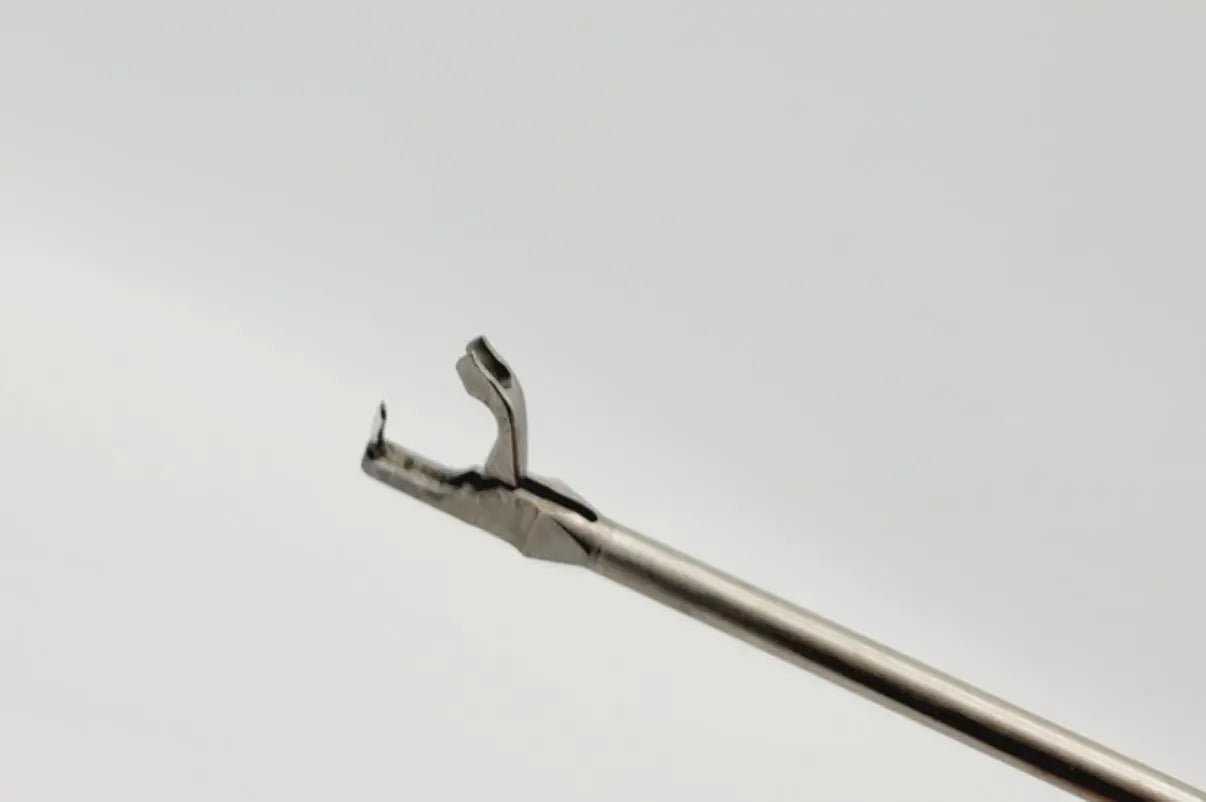 Linvatec 18.100125 Shutt Straight Slotted & Low Profile Punch Arthroscopy 9" Linvatec