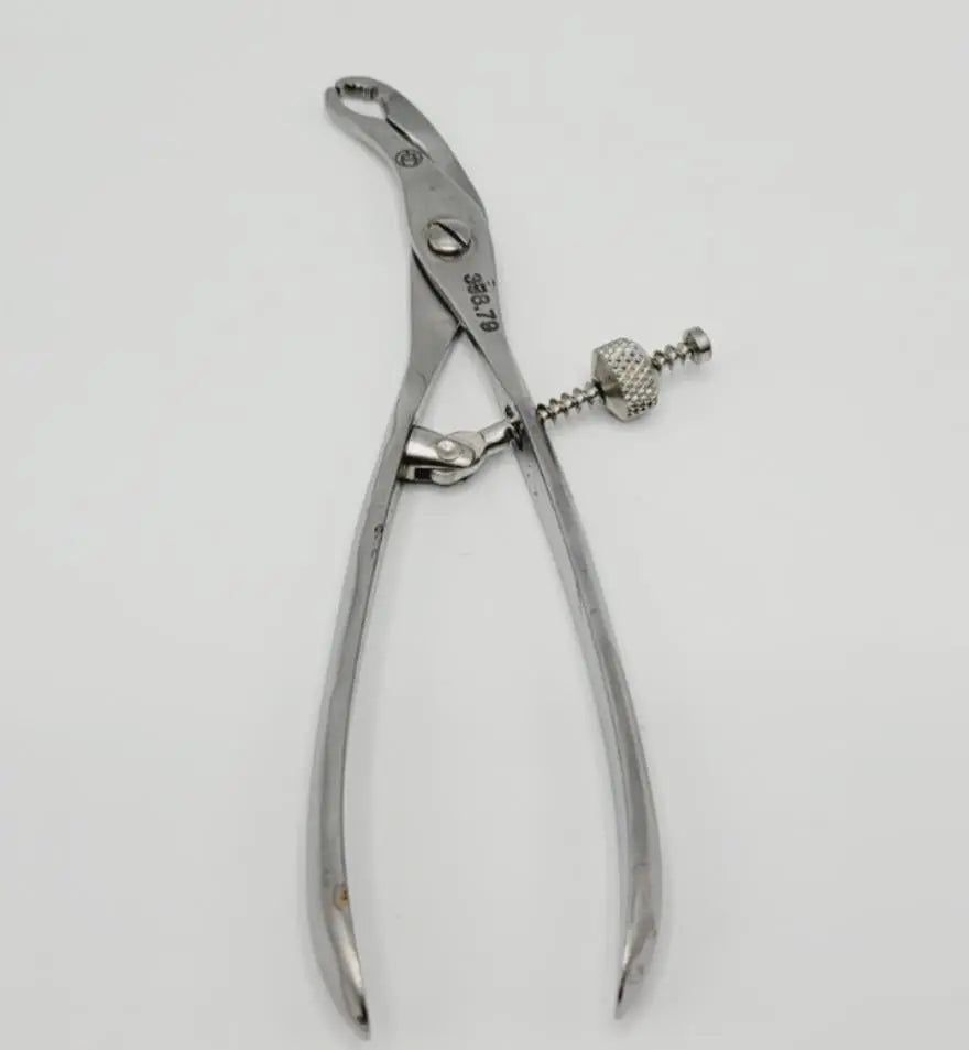 Synthes 398.79 Bone Forceps Self-Centering 9mm Orthopedic 5-3/4" Synthes