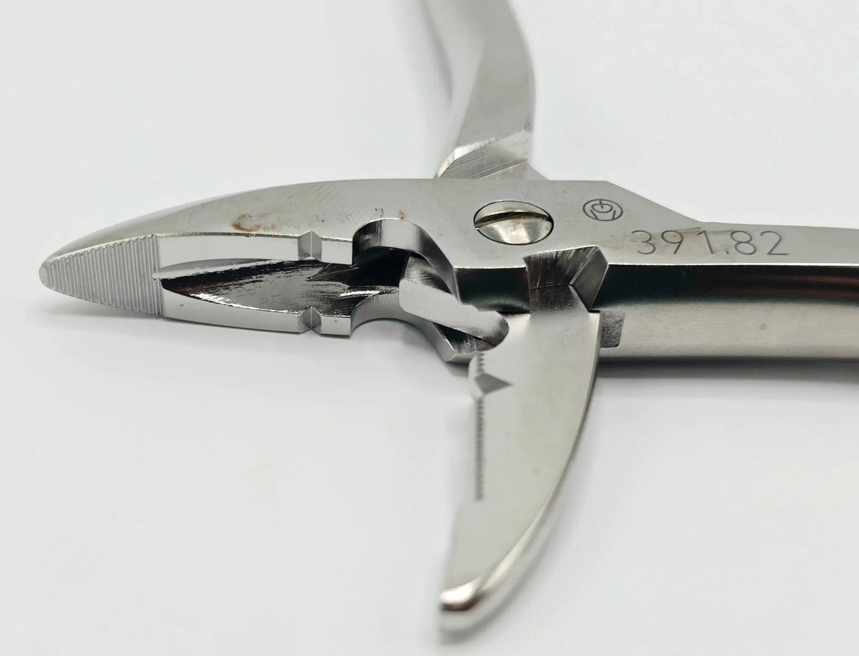 Synthes 391.82 Wire Bending Pliers 160mm Synthes