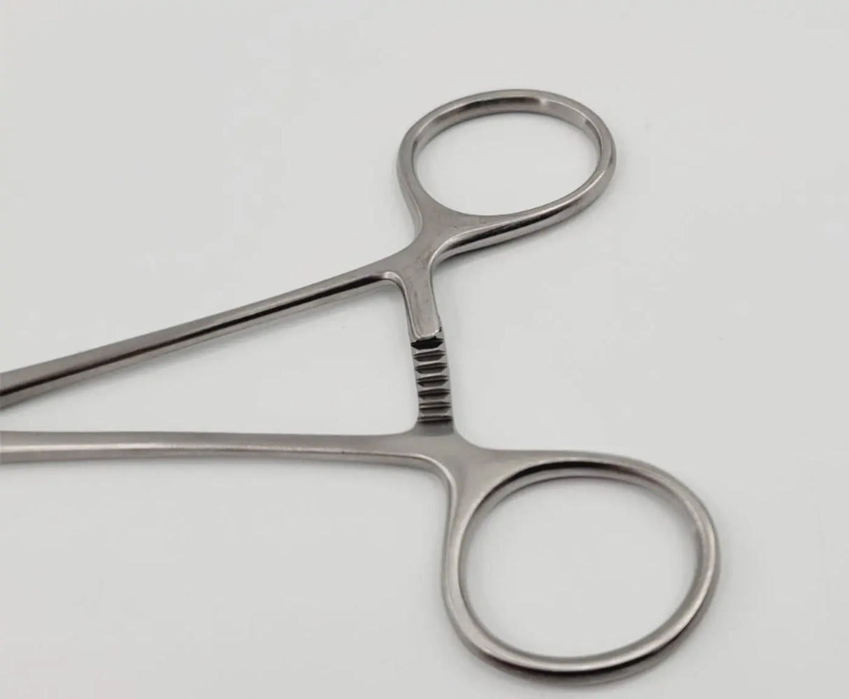 Jarit 320-265 DeBakey Peripheral Curved 1/-5/8" Jaw 6-1/4" Jarit