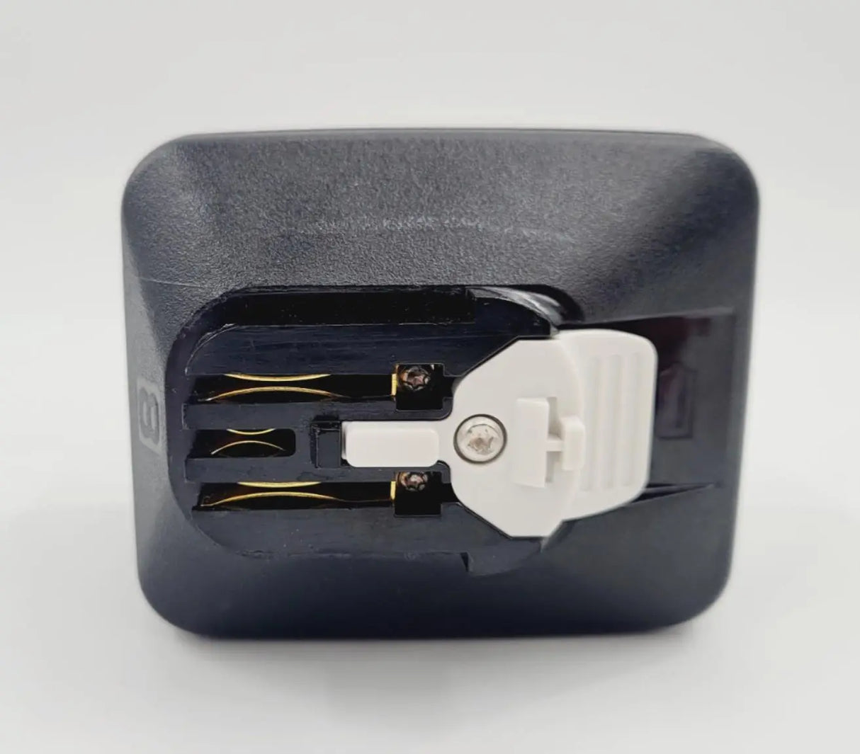 Stryker 8215-000-000 System 8 Large Battery Pack w/ Over Temp History 229 Uses Primis Medical