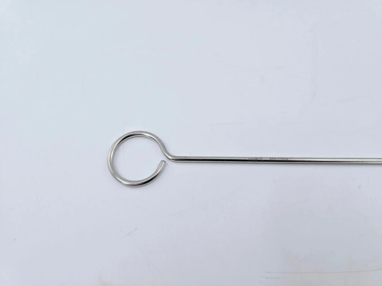 Arthrex AR-1304 Slotted Single-Hole Knot Pusher with Thumb Ring 8-1/4" Arthrex