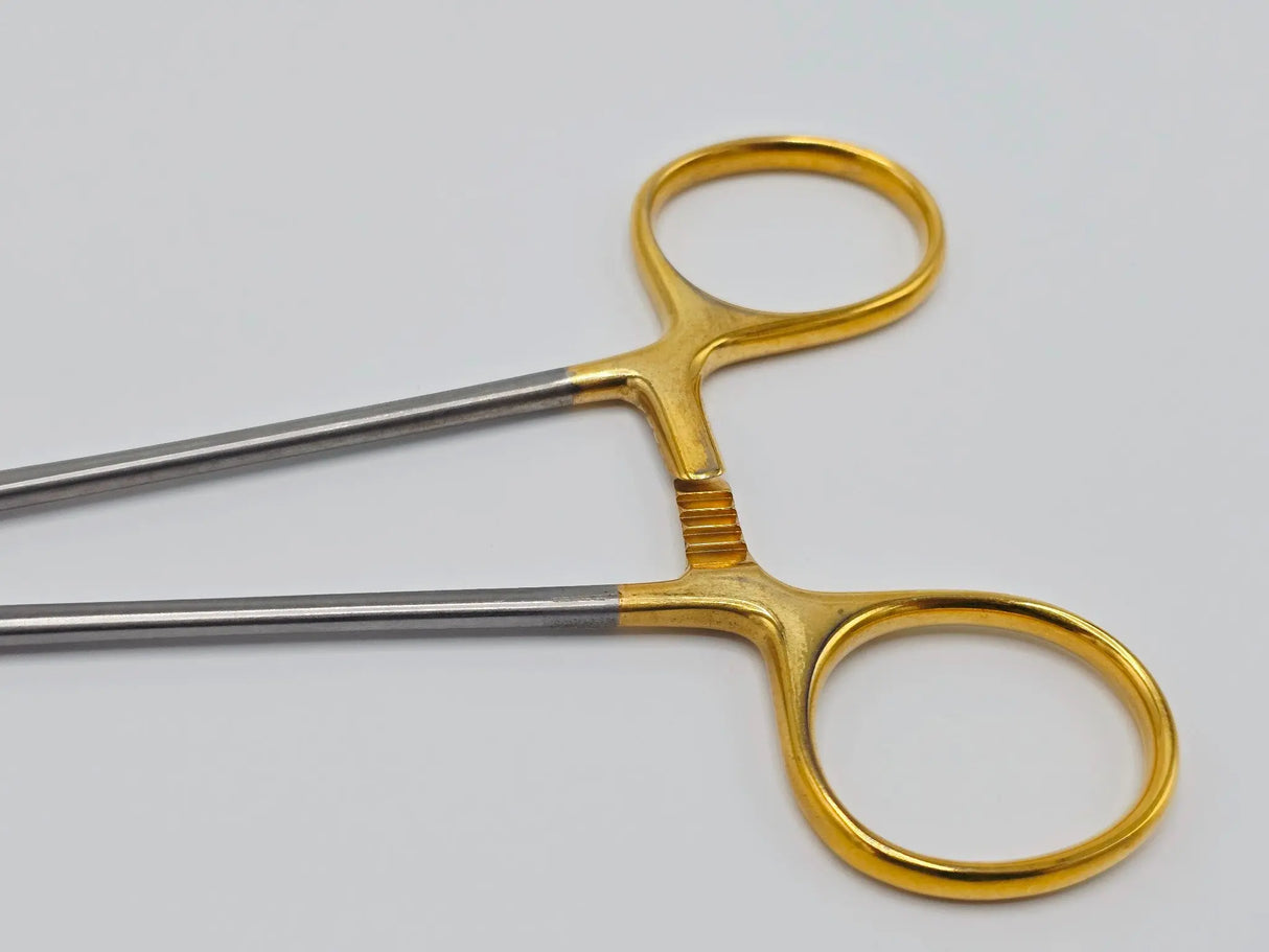 V. Mueller CH2510 Vital Ryder Needle Holder Serrated Inserts Narrow Jaws Primis Medical