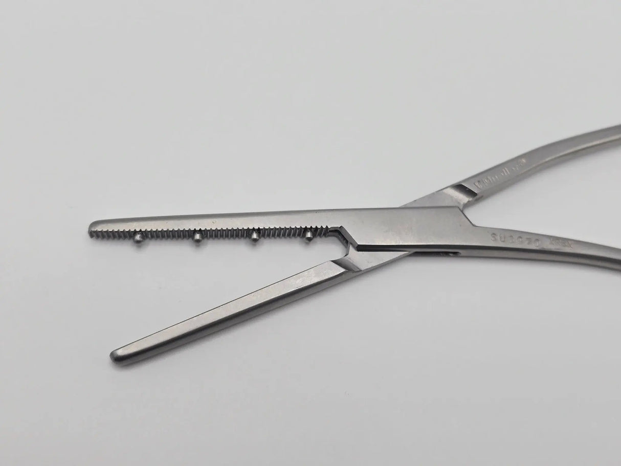 V Mueller SU3970 Mastin Muscle Clamp 6.5 in Curved Shanks Surgical V. Mueller