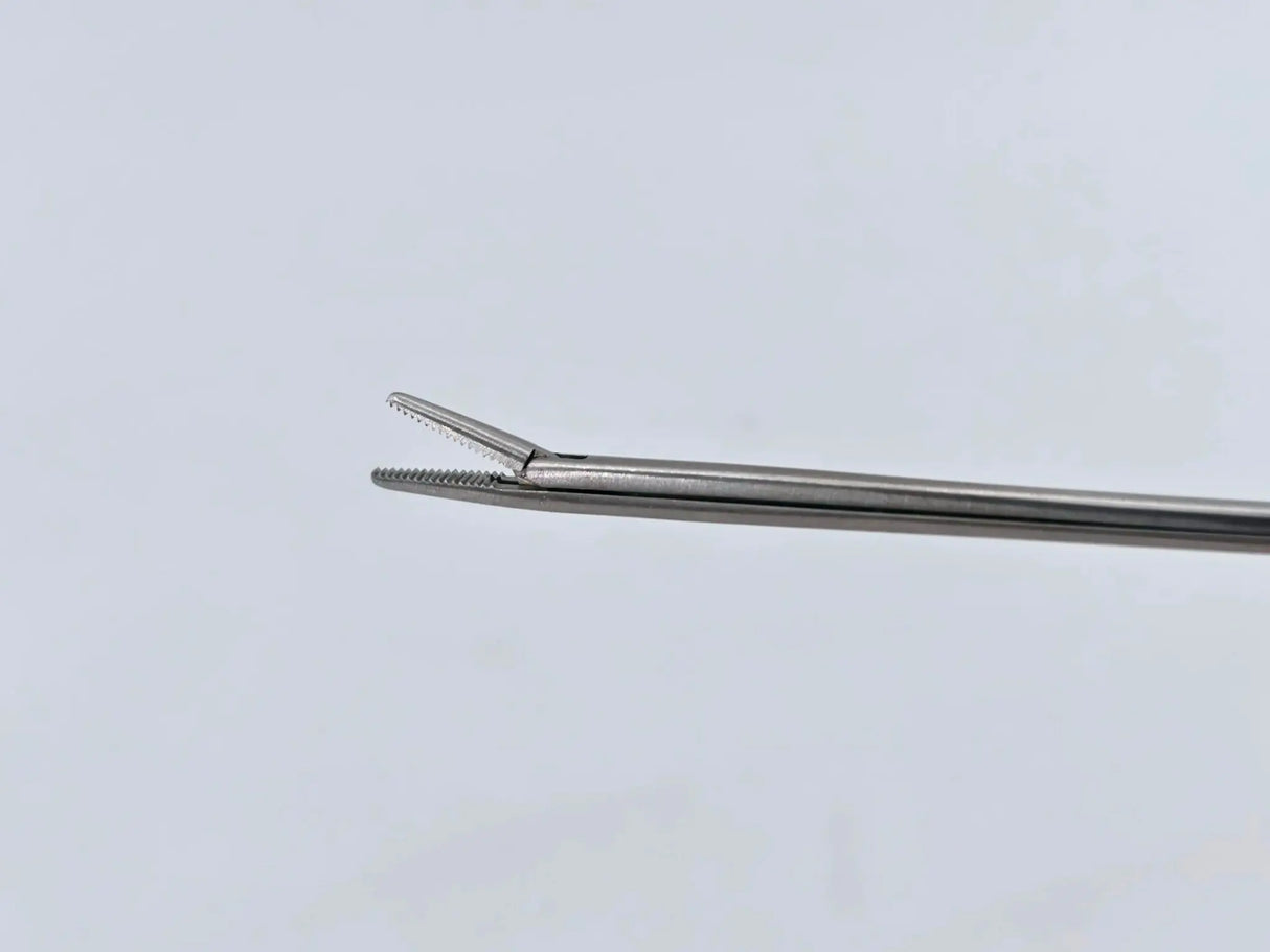 V. Mueller AU6180 Noyes Alligator Type Forceps Fine Delicate Serrated ENT 5-1/8" V. Mueller