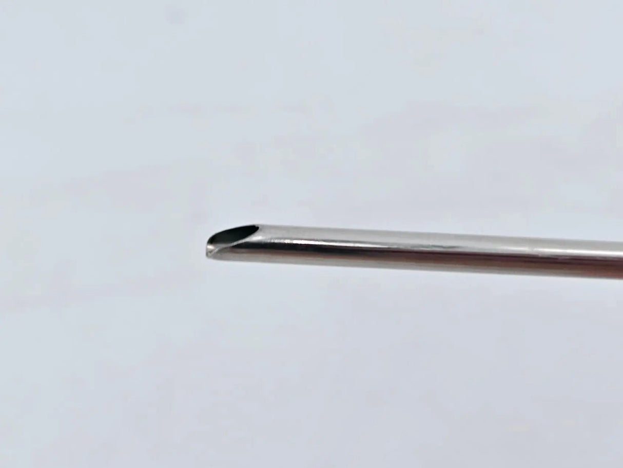 Stryker 502-244-560 4.0mm Cannula Dual Stopcocks w/ 502-244-500 Obturator 4-7/8" Stryker