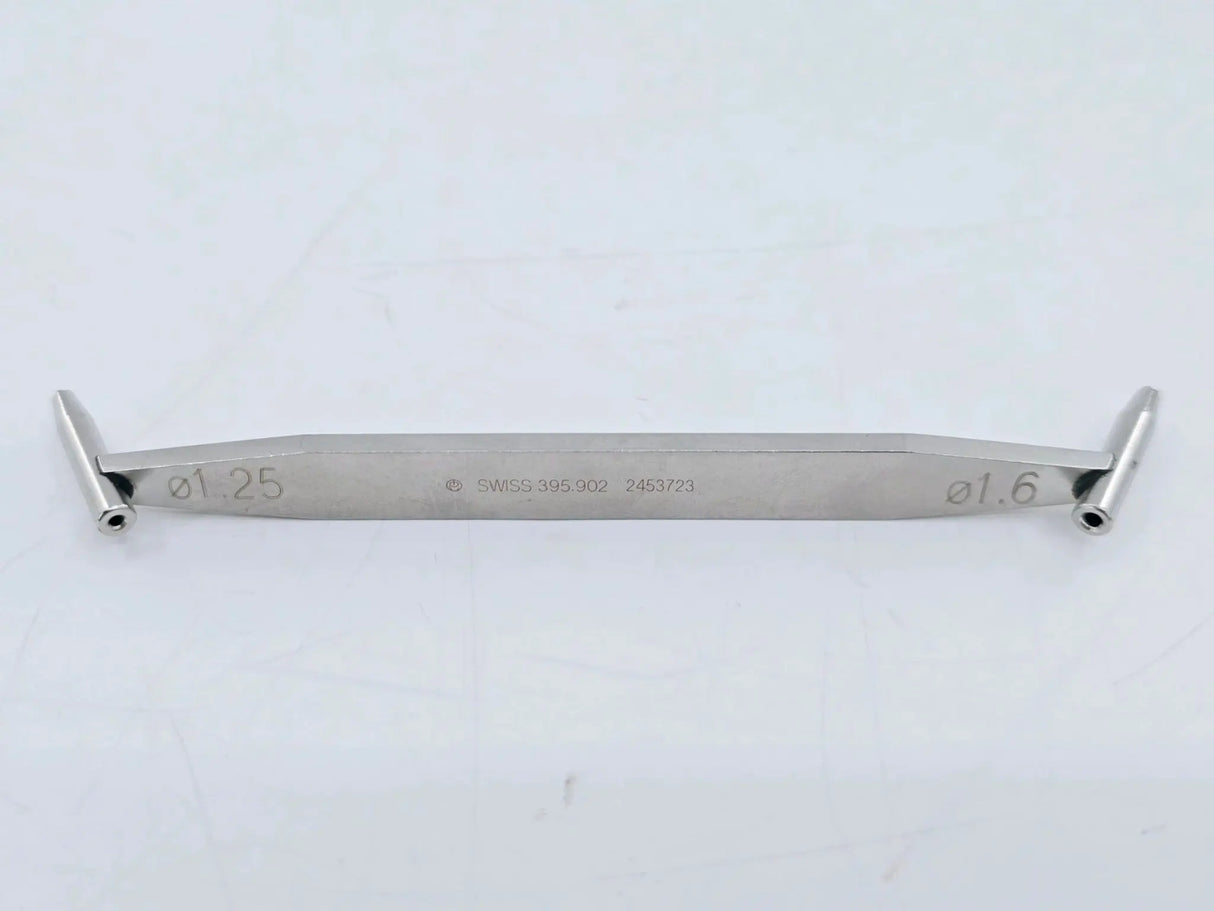 Synthes 395.902 1.2mm/1.6mm Protection Sleeve 4-5/8" Synthes