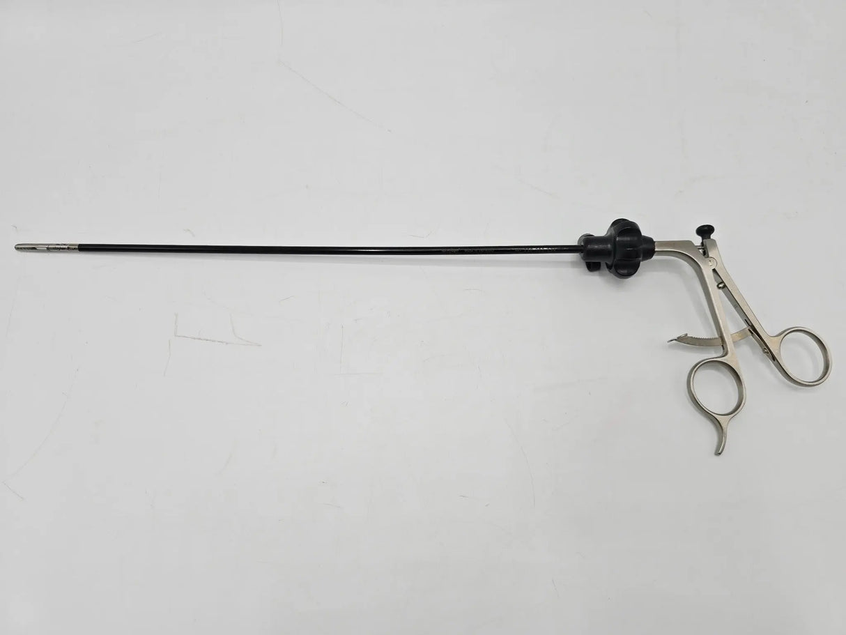 Stryker 250-080-234 Laparoscopic Grasper & 250-080-312 Fenestrated Shertl Insert Stryker