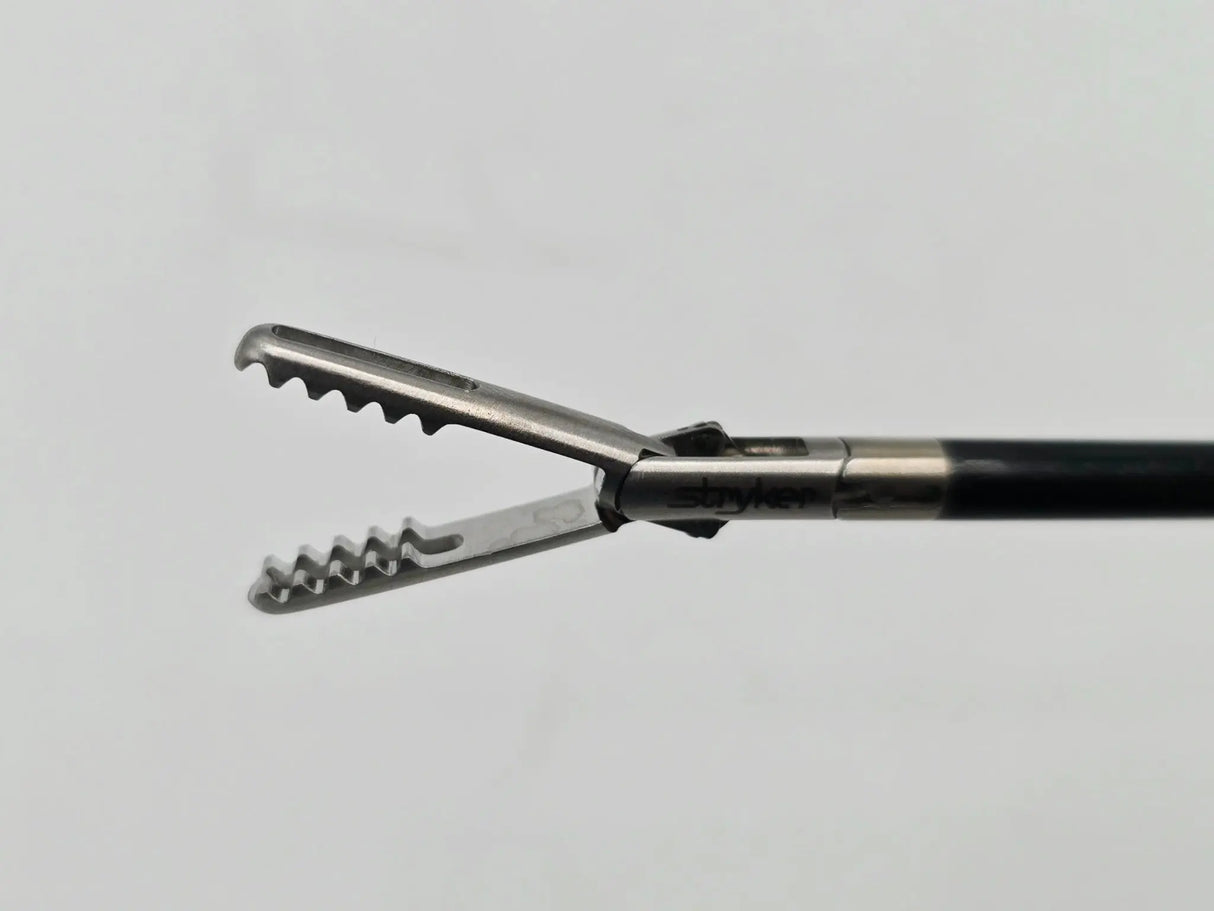 Stryker 250-080-234 Laparoscopic Grasper & 250-080-312 Fenestrated Shertl Insert Stryker