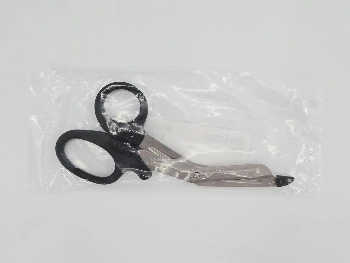 McKesson 321BKMM Medicut Trauma Shears Black Blunt Tip Finger Ring Handle 5-1/2" McKesson