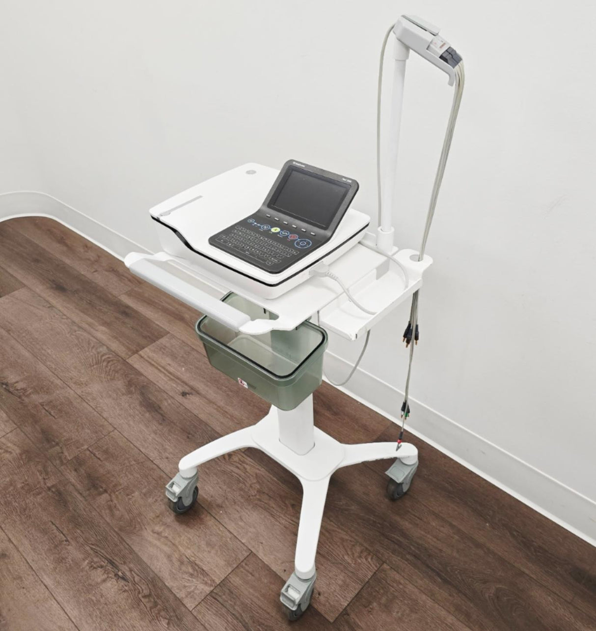 GE Healthcare MAC 2000 12-Lead Resting ECG System w/ Cart & Accessories