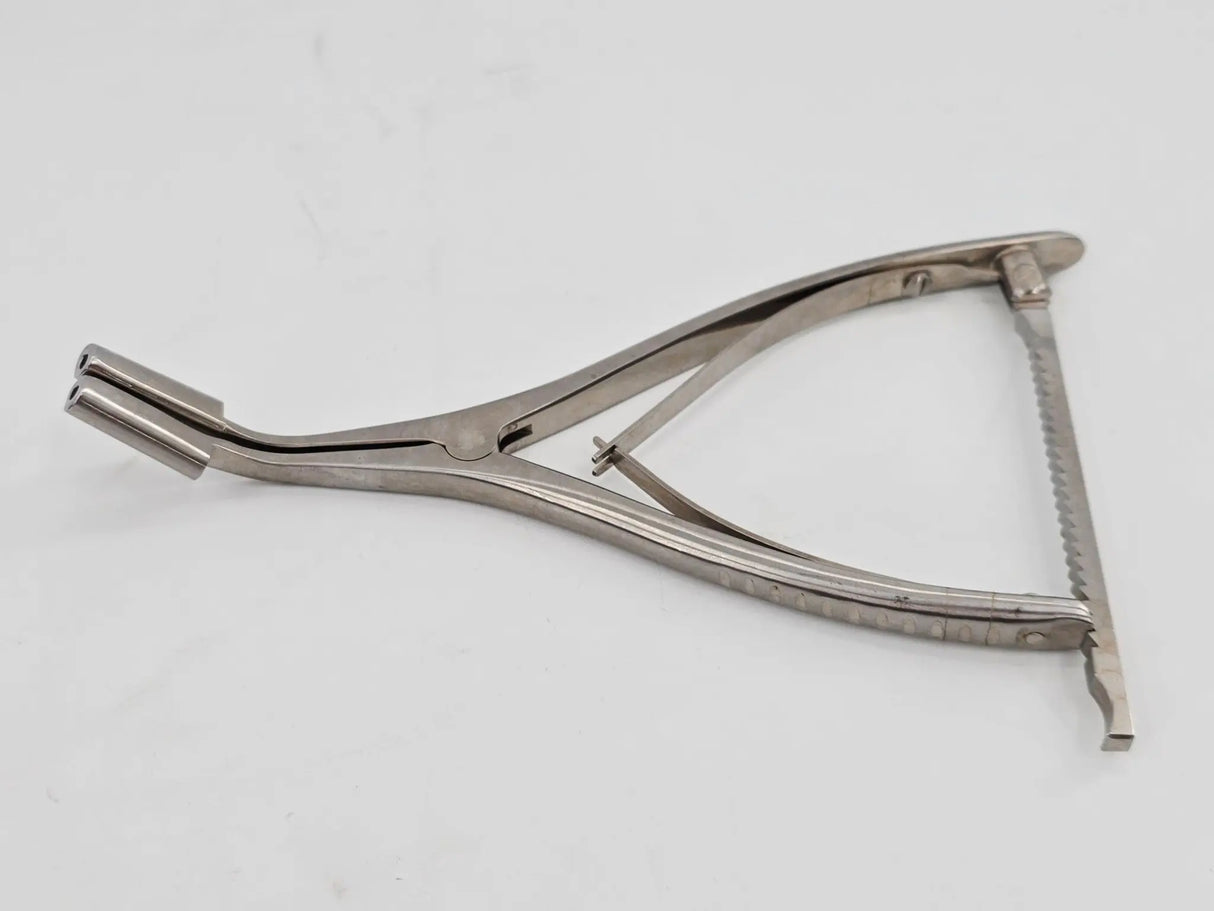 Stryker Trauma SA 45-80030 Variax Joint Distraction Forceps Closed-Arms 6-7/8" Primis Medical