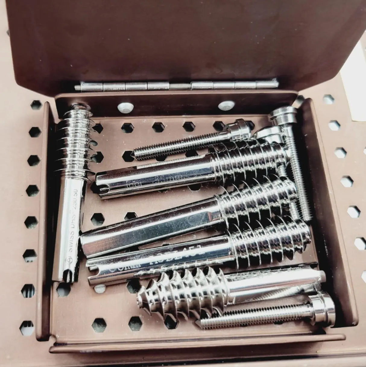 Synthes D.H.S Implants Set Synthes