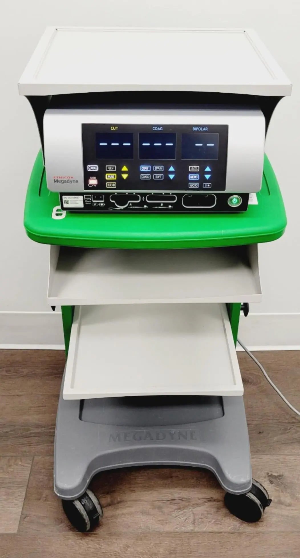 Ethicon MEGEN1 Megadyne Electrosurgical Generator w/ Foot Pedal & Rolling Cart Ethicon