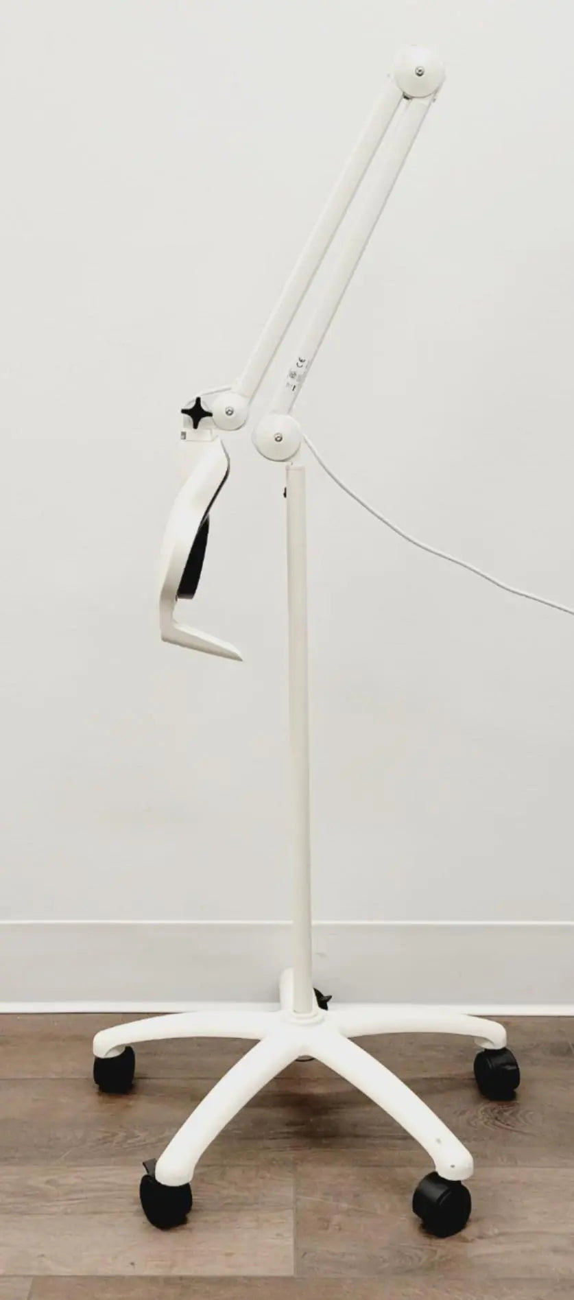 Burton SELEDFL Super Exam LED White Light w/ Floor Stand Burton