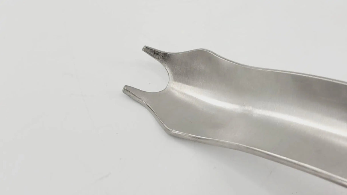 Innomed 6145 Bozeman Direct Anterior THA Femoral Elevator Large 15-1/8" Innomed