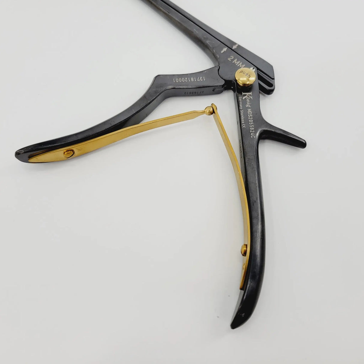 Medline MDS2055824C Konig EZ Clean 2mm Detachable Kerrison 40° Up Thin Footplate 10-1/2" Medline