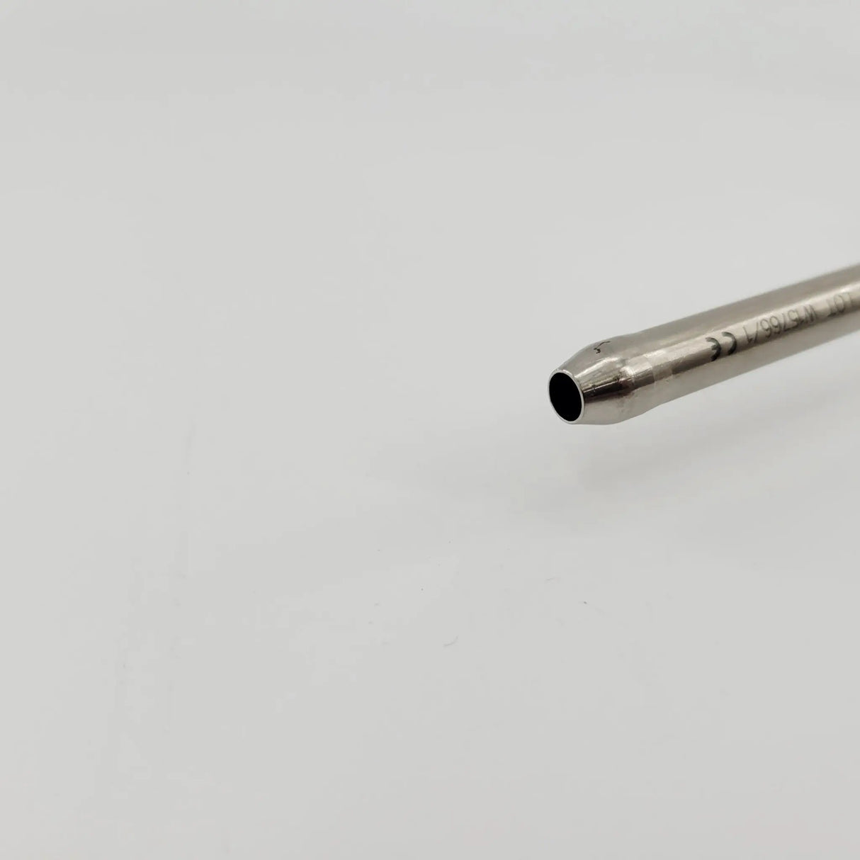 Smith & Nephew 72200900 Cannulated Reusable Obturator 8.0 mm x 72 mm 8-1/8" Smith & Nephew, Inc.