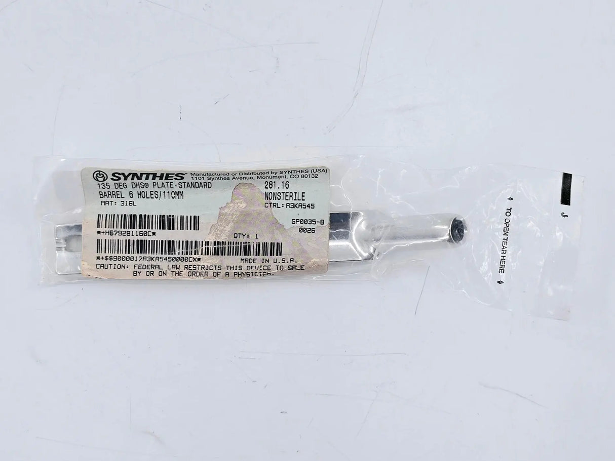 Synthes 281.16 135° DHS Plate-Standard Barrel 6 Holes/110mm Synthes