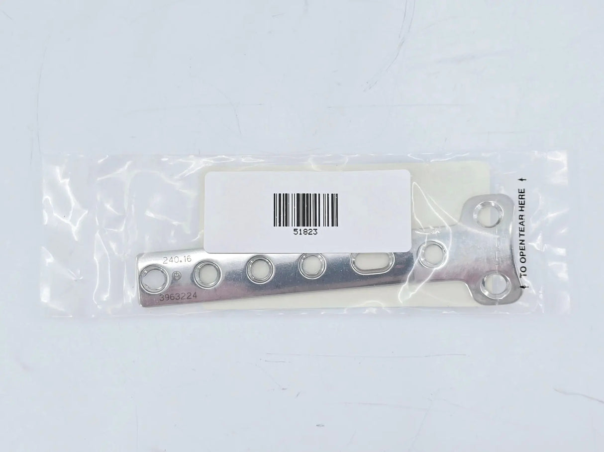 Synthes 240.16 T-Plate 6 Holes/116mm Synthes