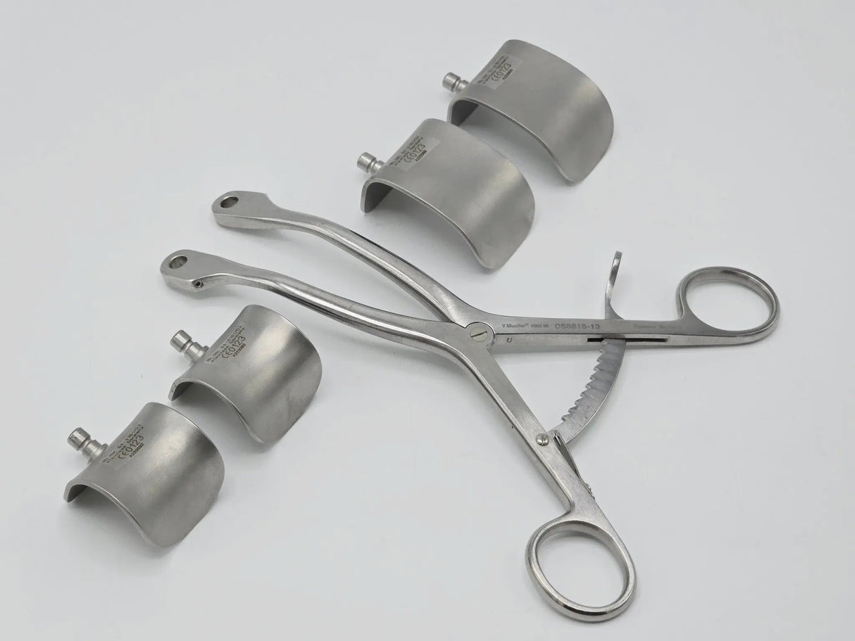 V Mueller OS8818-13 Kolbel Retractor Frame Ring-Handled w/ Link Blades Primis Medical