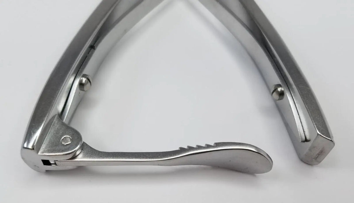 Synthes 329.17 Orthopedic Mandible Bending Pliers with Ratchet 7" Synthes