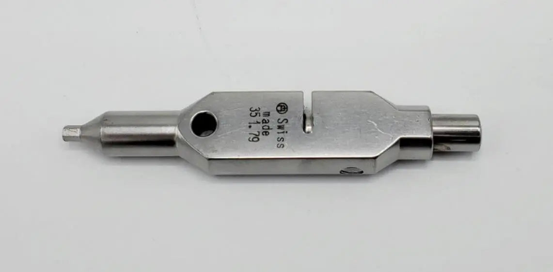 Synthes 351.79 Cutter Orthopedic Excellent Condition Synthes