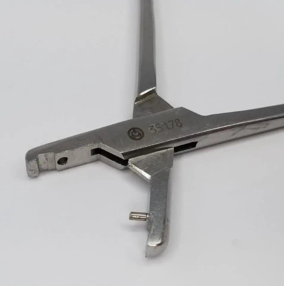 Synthes 351.78 Orthopedic Holding Forceps 6-1/2" Synthes