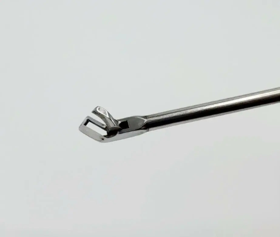 ConMed Shutt Linvatec 31.10013 Arthroscopy Forceps 3.4mm Blunt Curved Right 9" Shutt Linvatec