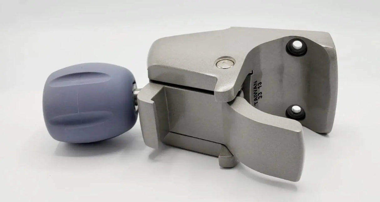 GCX 2021963-001 Rev C Emerald Pole Rail Clamp Assembly GEM-0001-20B GCX