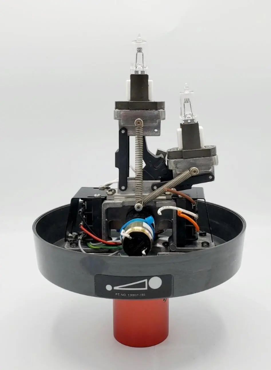 Steris Amsco 136807-185 Quantum SQ 240 Surgical Light Handle Assembly w/ Bulb Steris Amsco