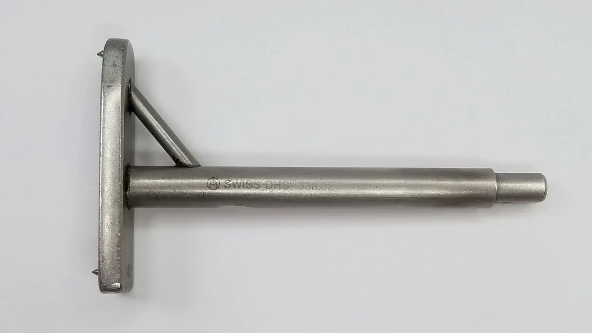 Synthes 338.02 Orthopedic 140° DHS Angle Guide 4-1/2" Synthes