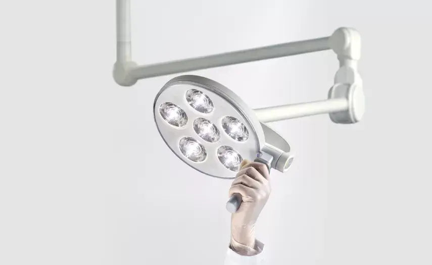 Waldmann TRIANGO LED 60-3 C Minor Procedure Light, 60,000 lux/1 M, color change - 3700K, 4300K and 4700K, CRI>93, dimming. With ceiling mount. Waldmann Lighting