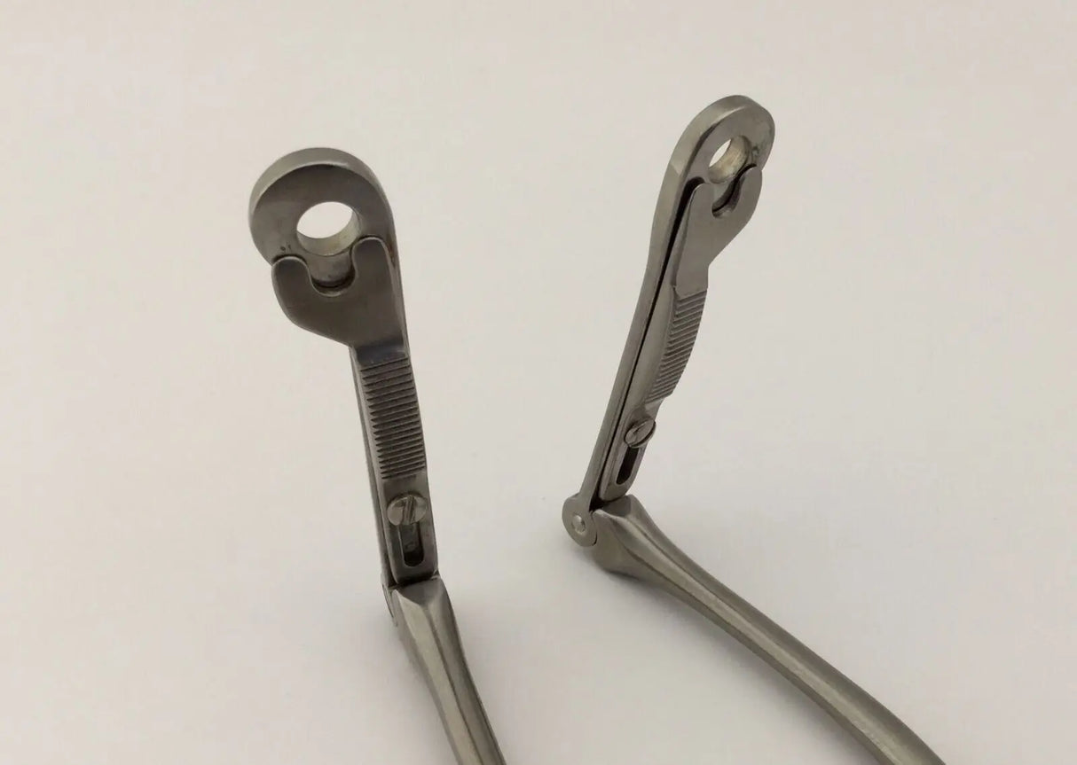 Codman 50-1345 Cloward Large Cervical Retractor with 50-1351 & 50-1358 Blades Codman