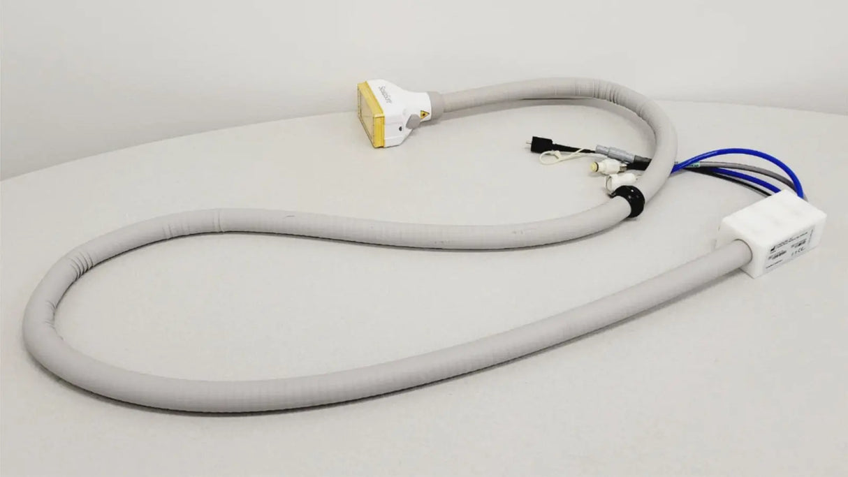 Cynosure R100-7026-100 SculpSure Non-Invasive Body Contouring Applicator REV 04 Cynosure