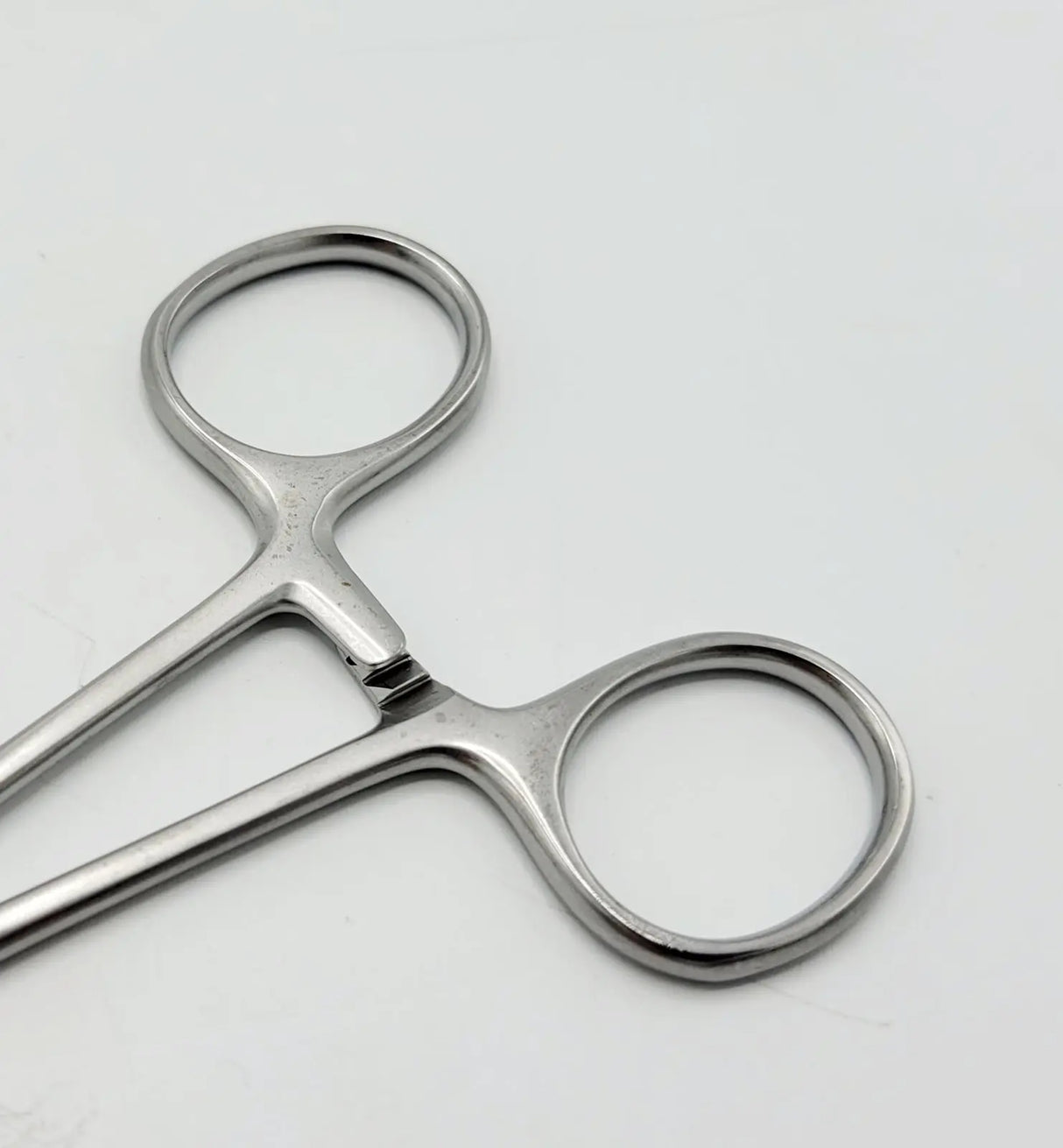 Jarit 107-130 Kelly Forceps Artery Straight 5-1/2" Jarit