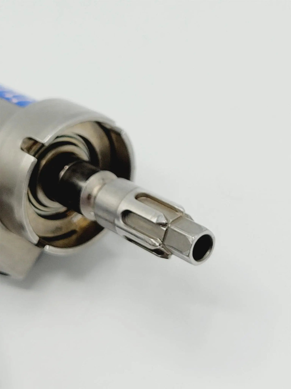 Stryker 7203-136-000 System 7 Single Trigger Pin Collet 2.0-3mm 6-3/4" "Used" Stryker