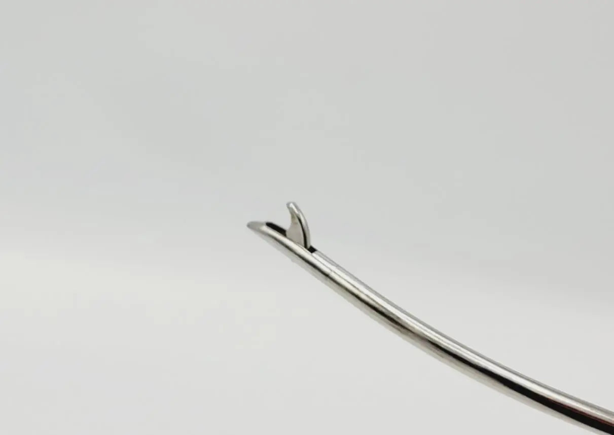 Linvatec 1.1222 Shutt B-Scoop Forceps 30° Right 3.4mm Diameter Arthroscopy 9" Linvatec