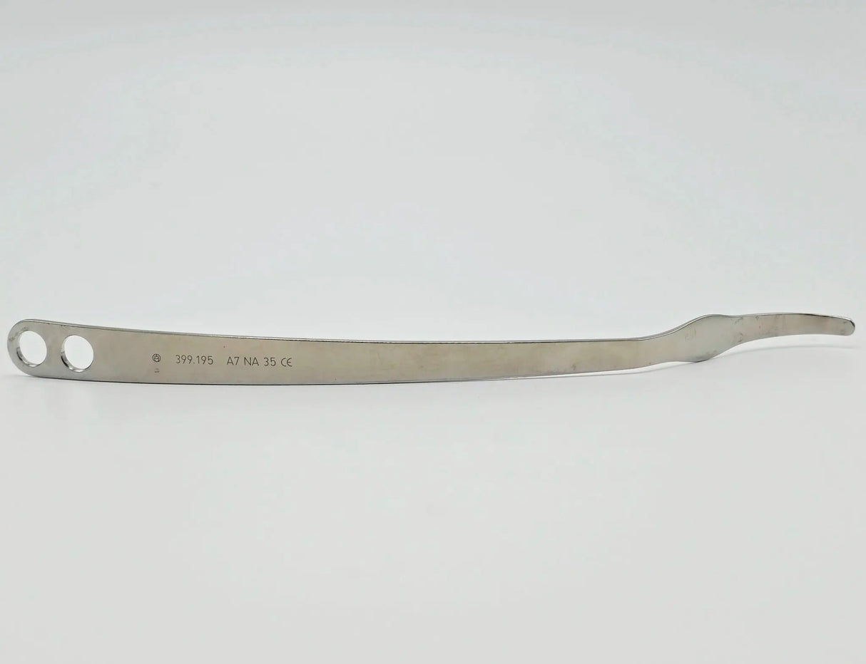 Synthes 399.195 Hohmann Retractor 8mm Round Tip 215mm Synthes