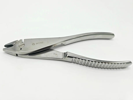 Synthes 391.962 Bending and Cutting Pliers Synthes
