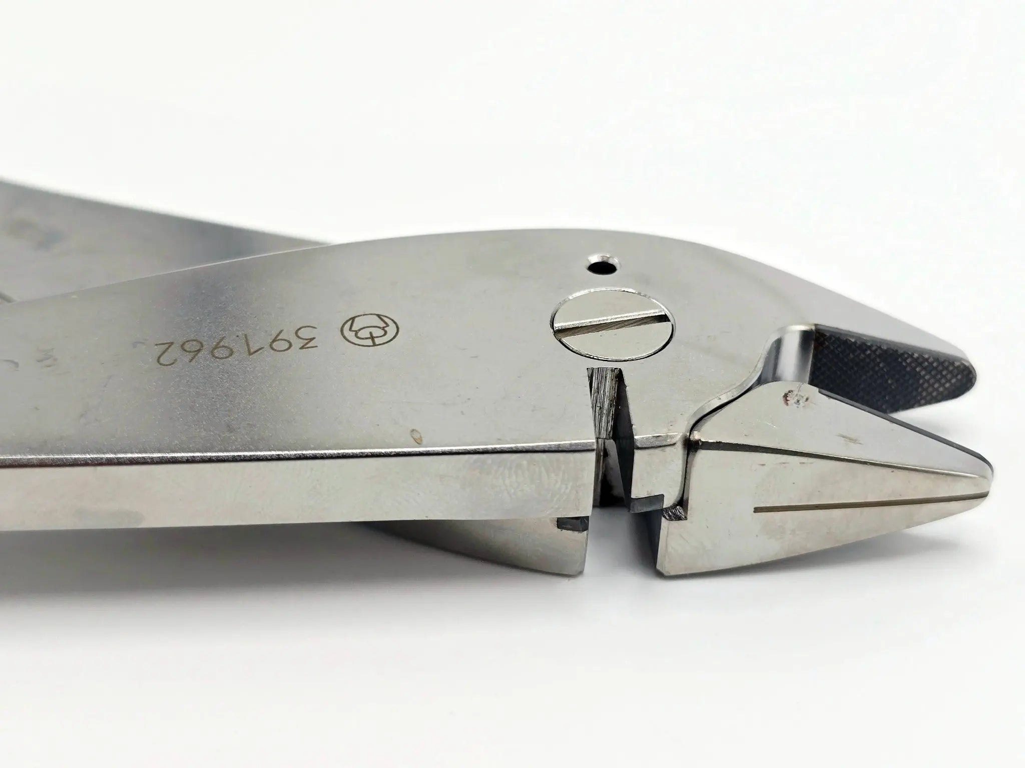 Synthes 391.962 Bending and Cutting Pliers - Primis Medical