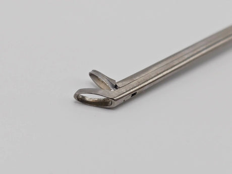 Gyrus ACMI 23-0729 4mm Laprascopic Rat-Tooth Forceps 42cm Primis Medical