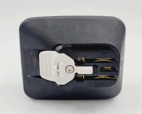 Stryker 8212-000-000 System 8 Lithium-Ion Battery Small w/ Over Temp History 26 Uses Stryker