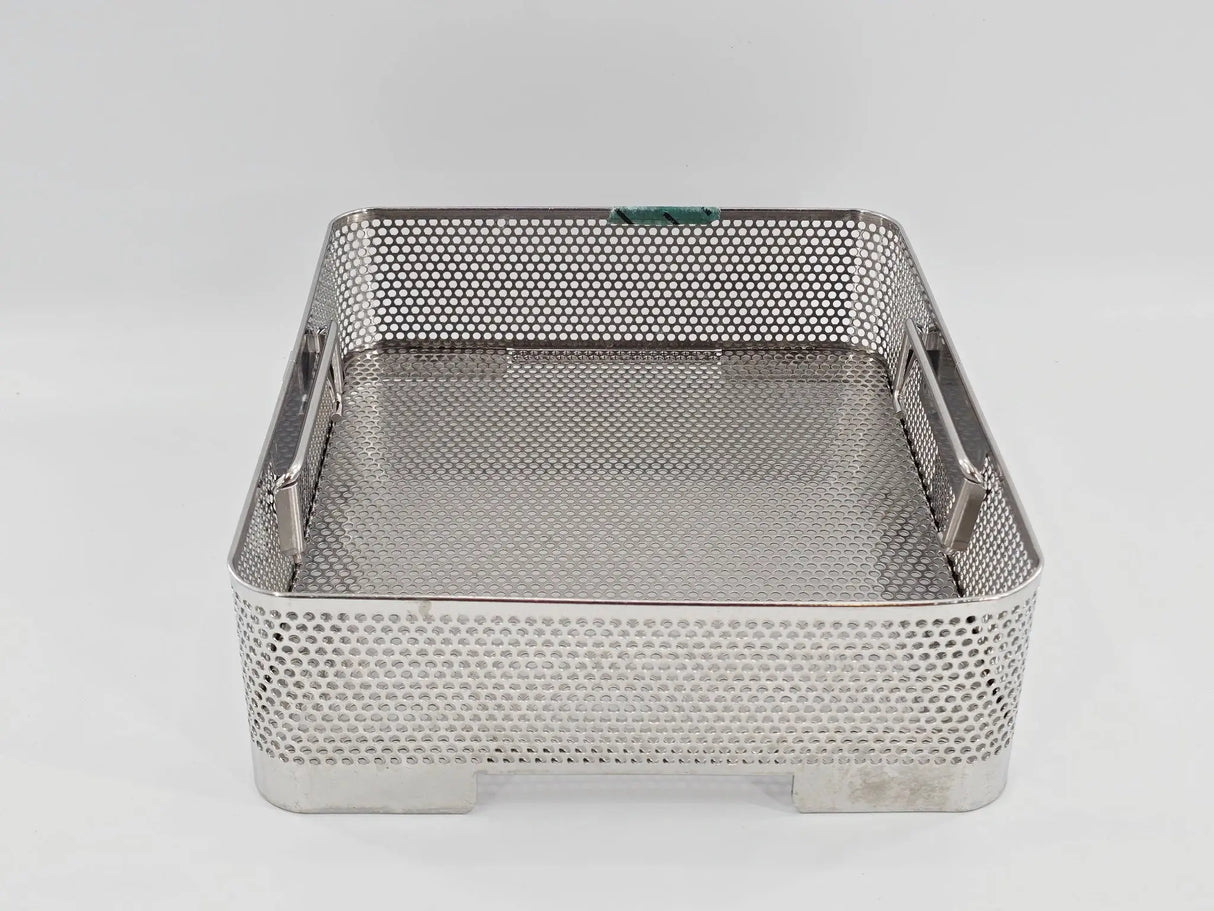 V. Mueller Genesis CD1-4B Half Length Sterilization Container 12 x 11 x 5.3" V. Mueller