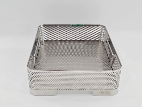 V. Mueller Genesis CD1-4B Half Length Sterilization Container 12 x 11 x 5.3" V. Mueller