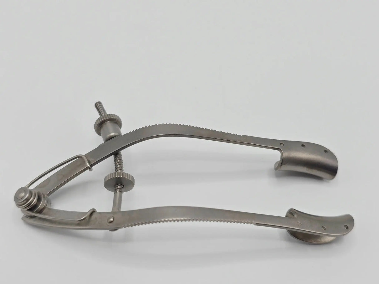 V. Mueller OP30 Lancaster Eye Speculum Blade 15 x 7 x 7.5mm Wide Solid Blades Primis Medical