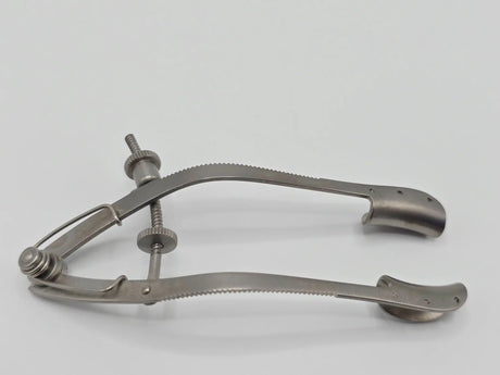 V. Mueller OP30 Lancaster Eye Speculum Blade 15 x 7 x 7.5mm Wide Solid Blades Primis Medical