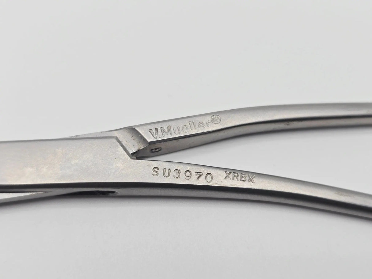 V Mueller SU3970 Mastin Muscle Clamp 6.5 in Curved Shanks Surgical V. Mueller