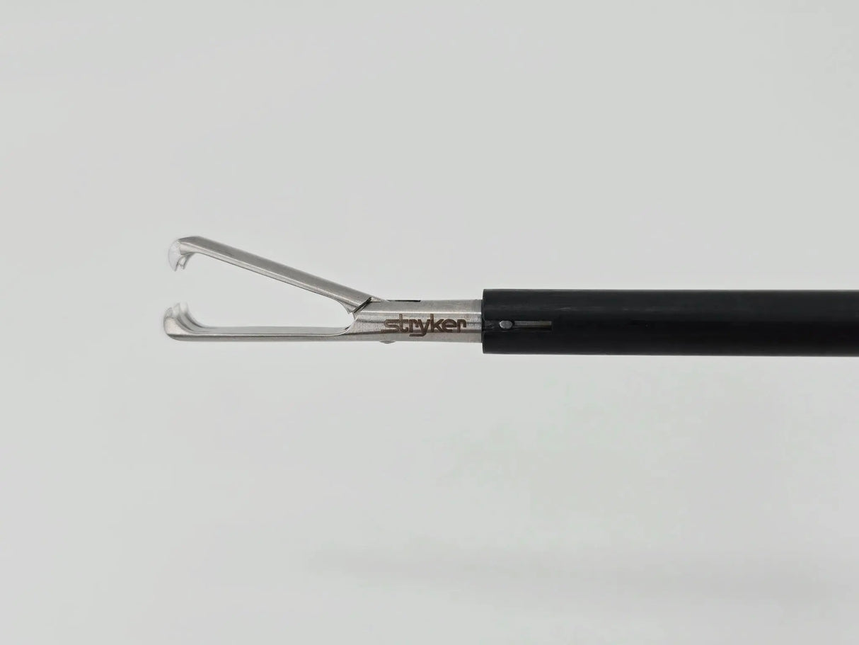 Stryker 250-080-230 Laparoscopic Grasper w/ 250-080-244 2x3 Teeth Claw Insert 18" Stryker