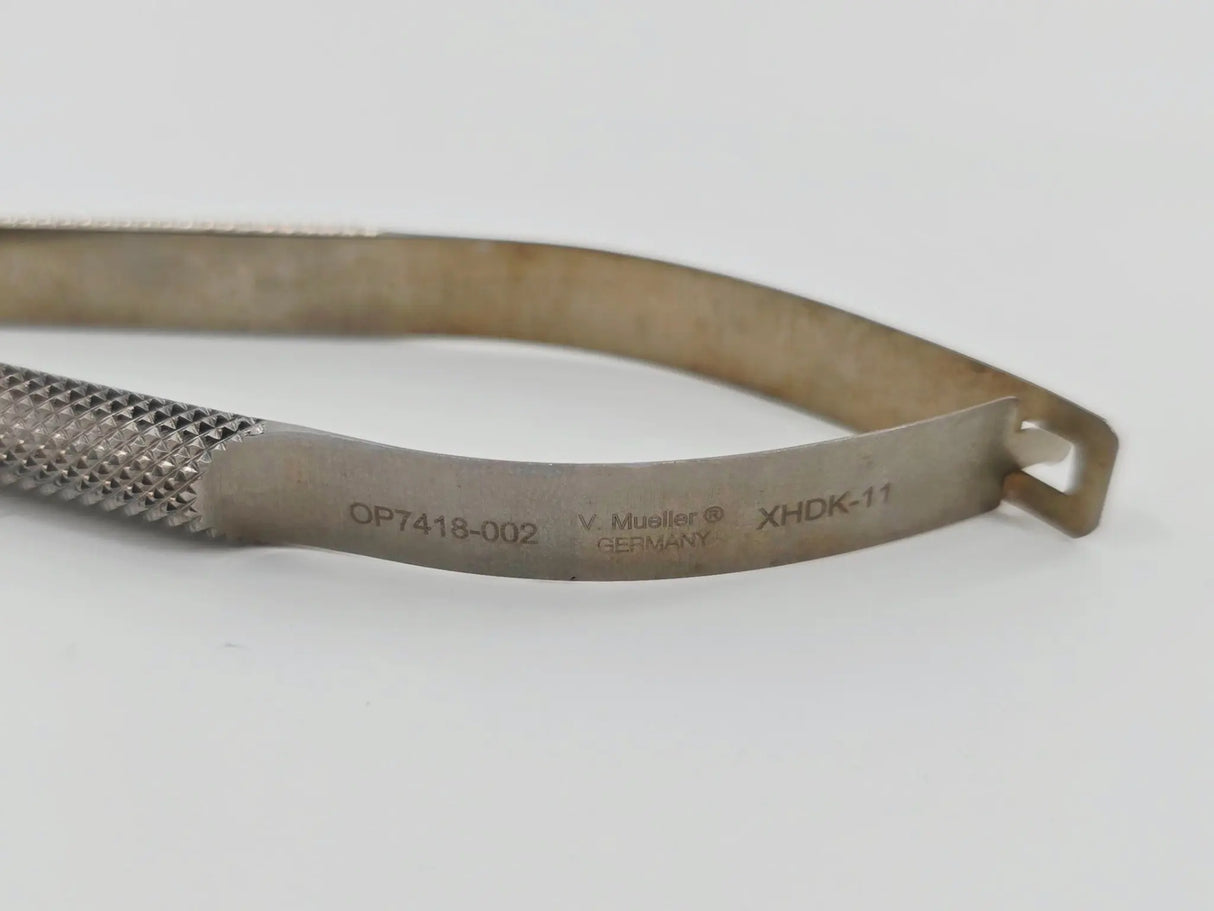 V. Mueller OP7418-002 Barraquer Needle Holder 10mm Extra Delicate Curved 5-1/4" Primis Medical